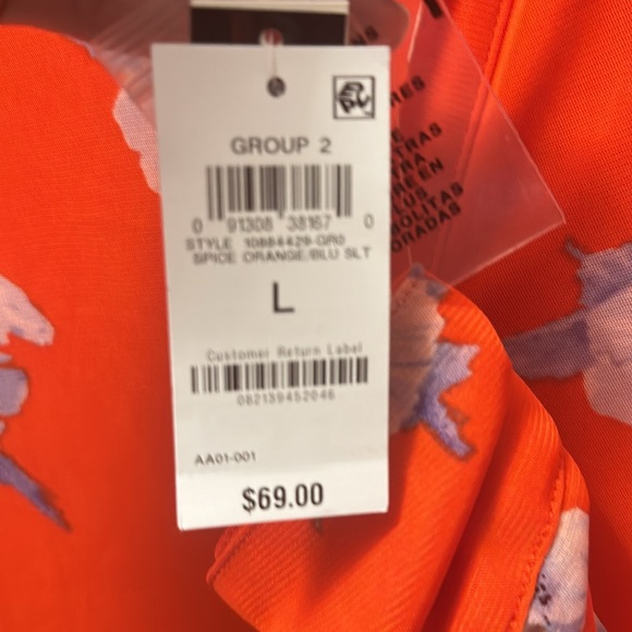 NWT-Bar lll- beautiful long sleeve Button up with shear sleeves - Picture 4 of 4